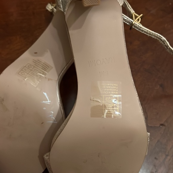 David’s Bridal heels - Picture 7 of 8
